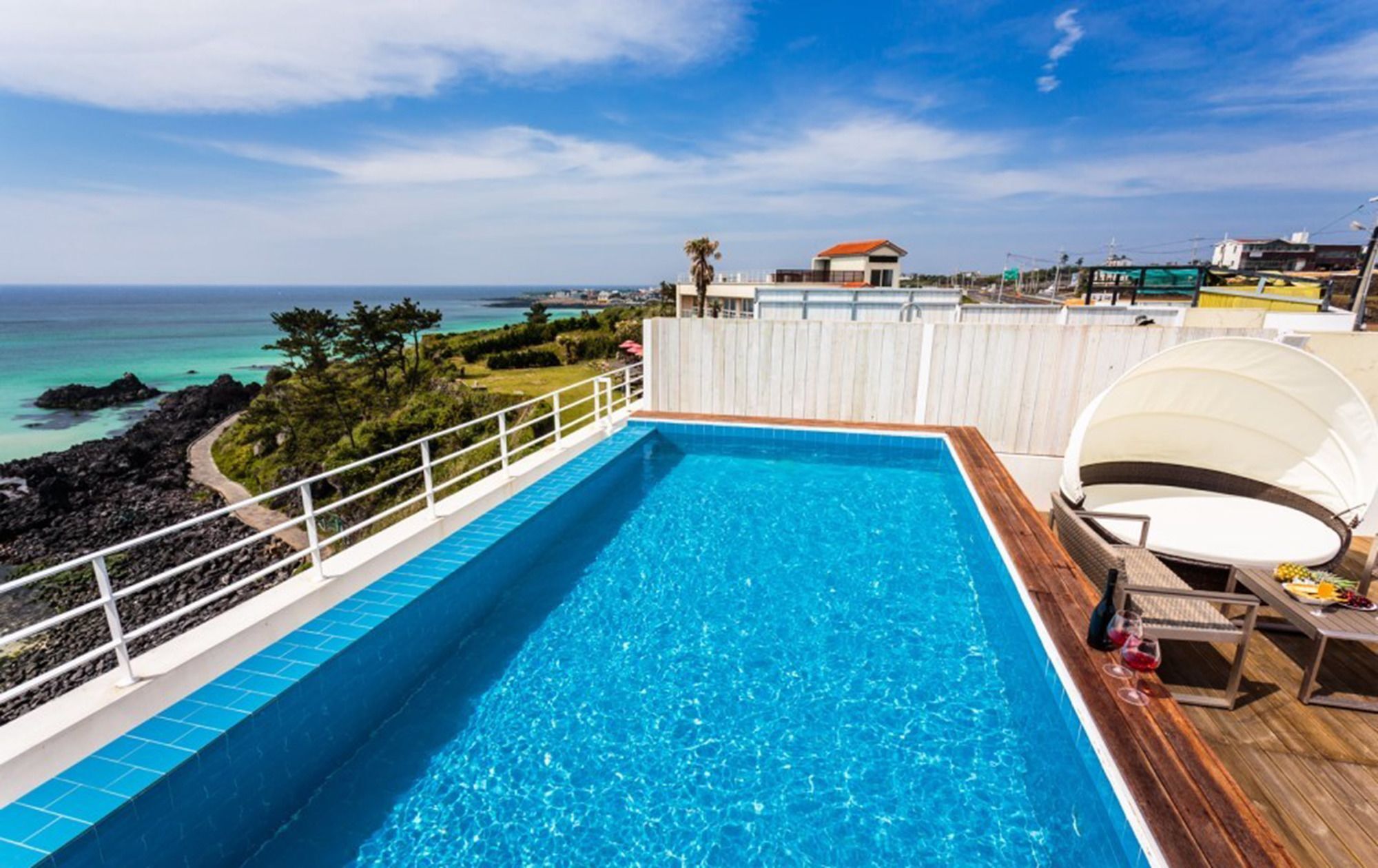 Aewol The Sunset Resort Jeju Exterior photo